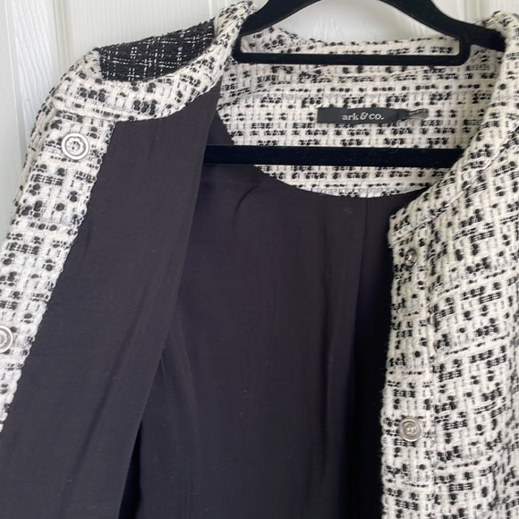 Button down jacket - Picture 9 of 10